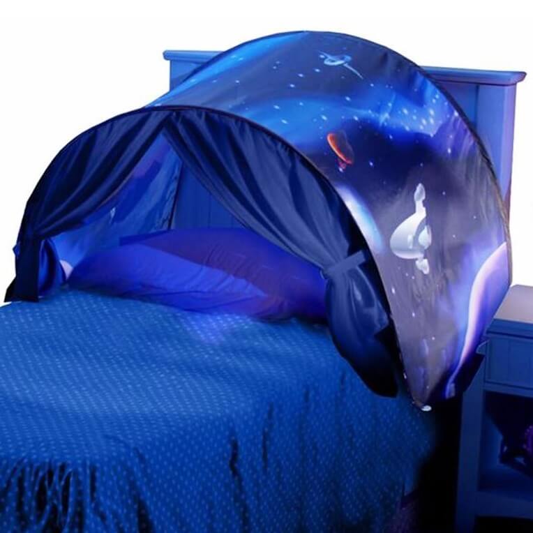 אוהל למיטה בעיצוב גלקסיה