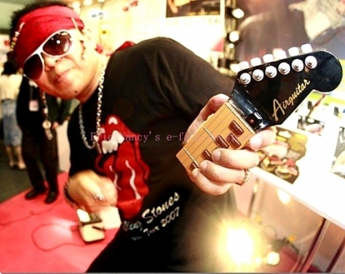 לנגן באויר בלי מגע לנגן באויר בלי מגע