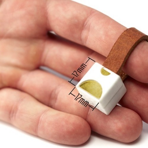 d895039d1a66b8a2599ea678ea3b5cba