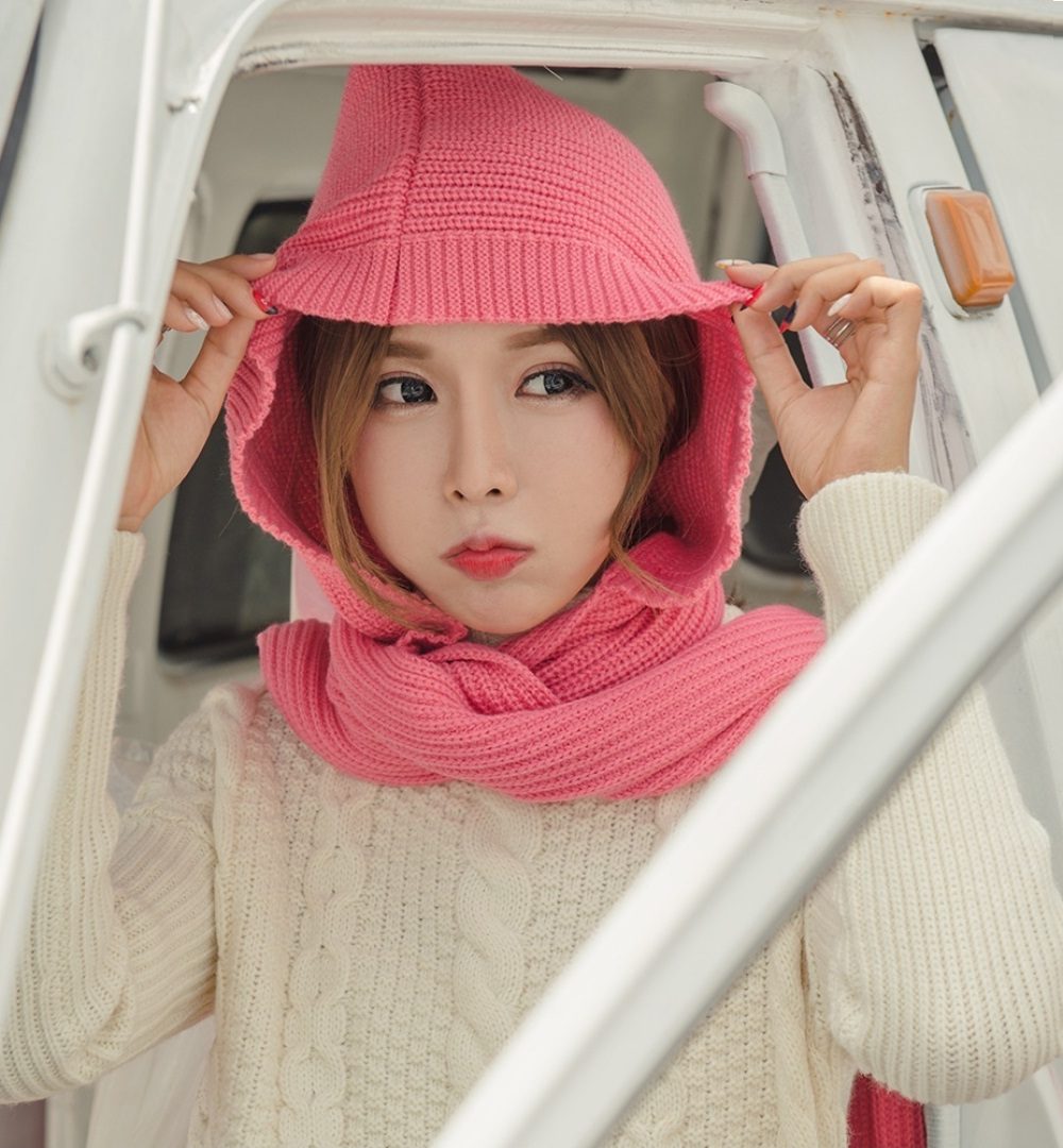 צעיף הפלא עם כובע קפוצ'ון